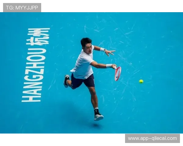 吴易昺杭州站晋级四强,状态回升 吴易昺杭州站晋级四强,状态回升